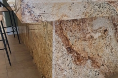 encimera-cocina-granito-colonial-gold-encimeras-malaga