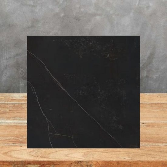 Muestra de porcelánico Dekton Kelya