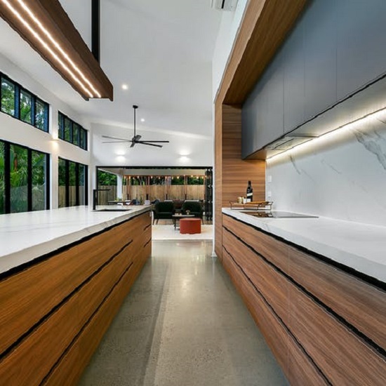 Isla y encimera de porcelánico Dekton Olimpo