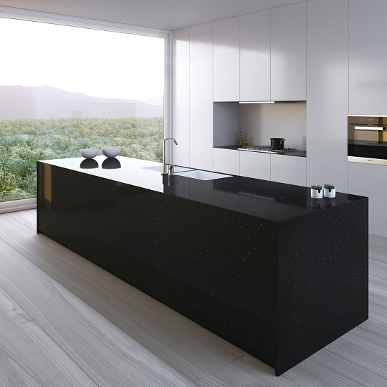 Isla de cocina Silestone Negro Tebas