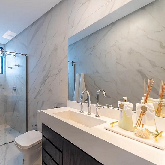 tocador de baño con Dekton Aura