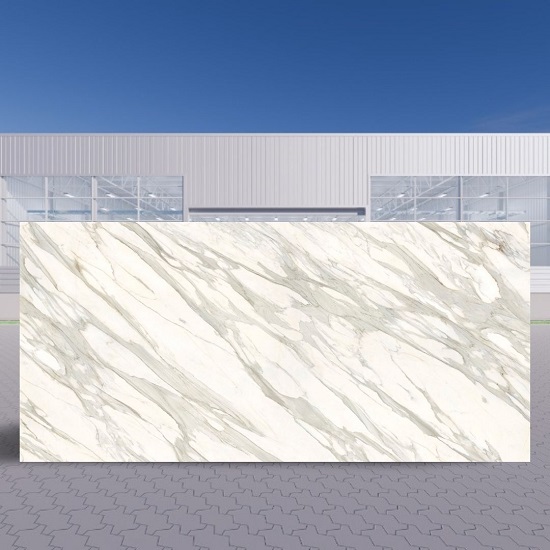 imagen de una losa Neolith Calacatta Gold