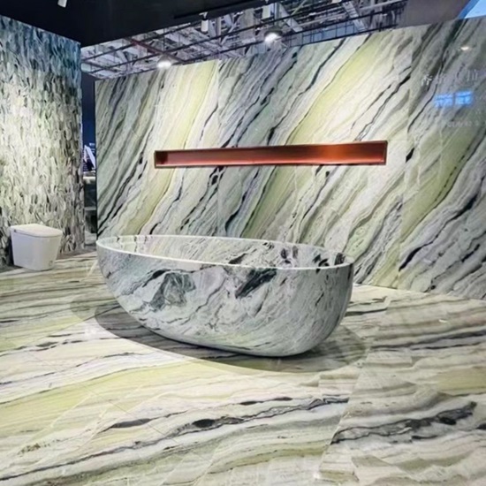 revestimiento mármol Verde Prato en un baño