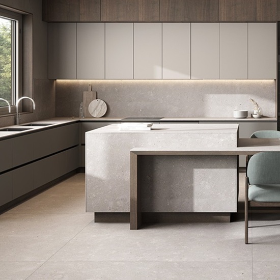 una cocina con encimeras Ascale Dune Gray