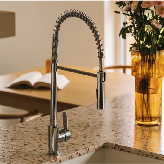 cocina adornada con superficies de cocina Terrazo Foscari